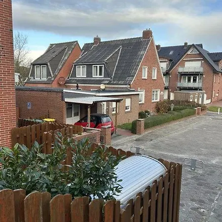 Haus-dornroeschen-wohnung-leuchtturm